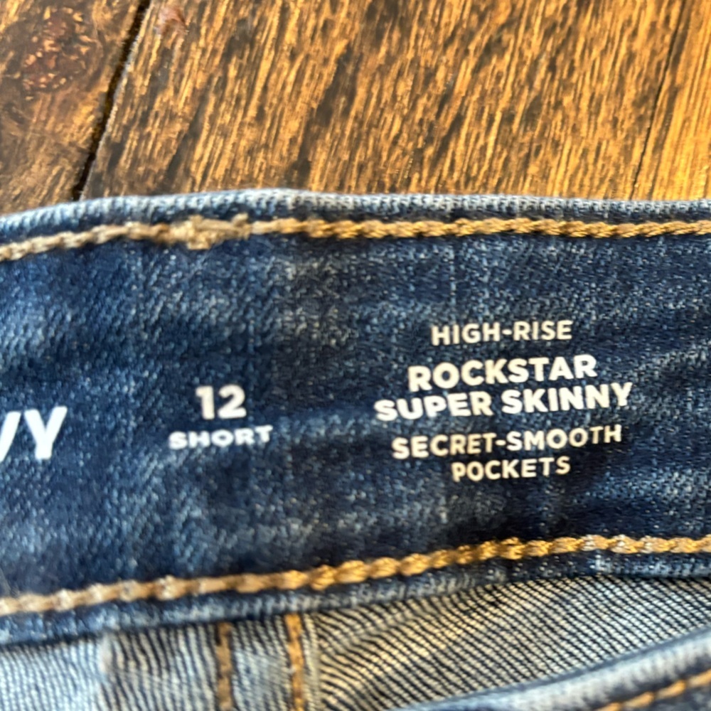 Old Navy high rise rockstar super skinny jeans size 12 short NWT - Picture 4 of 7